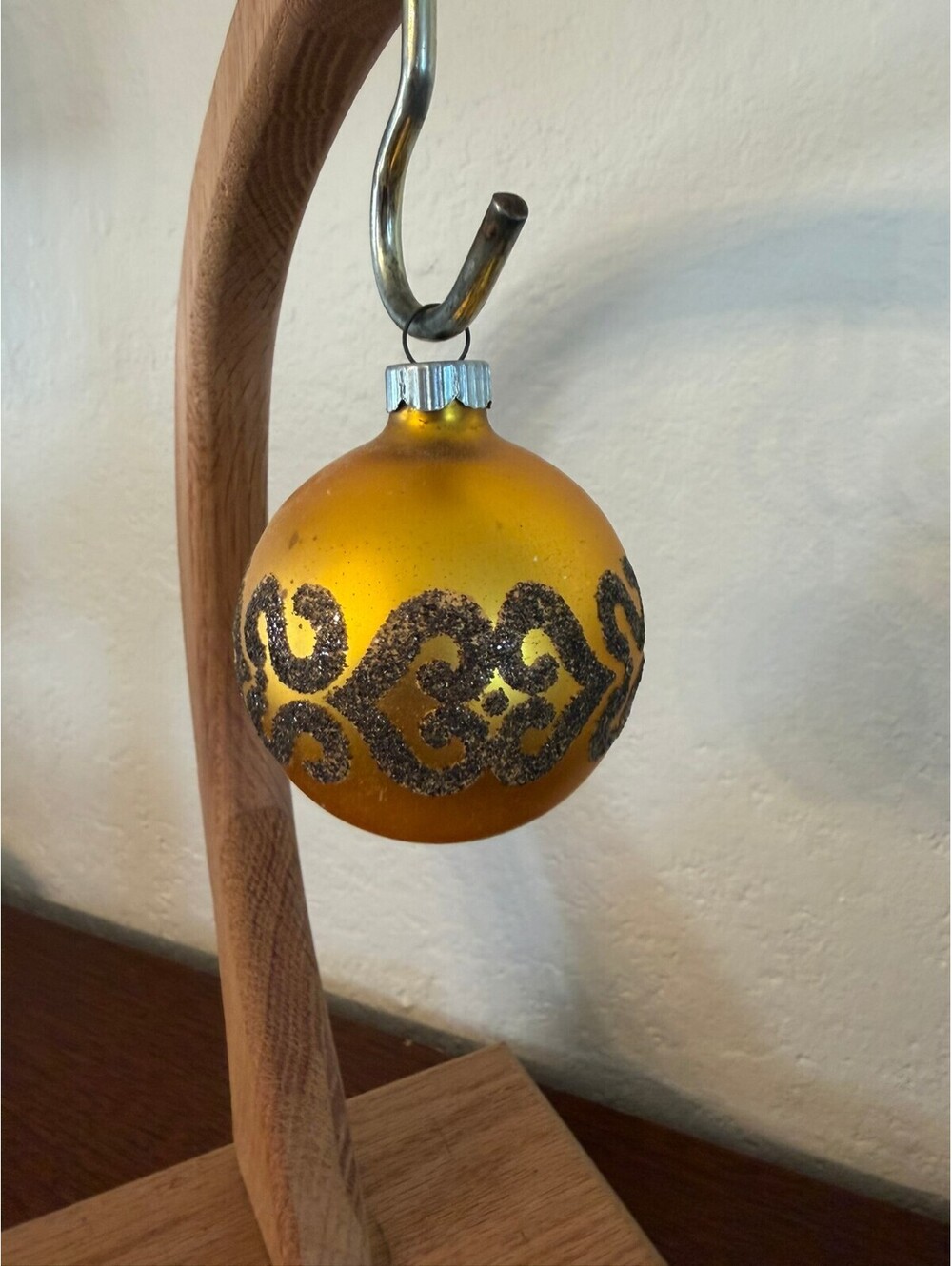 Vintage Shiny Brite Gold Glass Christmas Ornament Black Mica Scroll Made USA